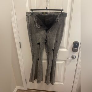 L&B acid wash high rise jeans, size 18. Never worn